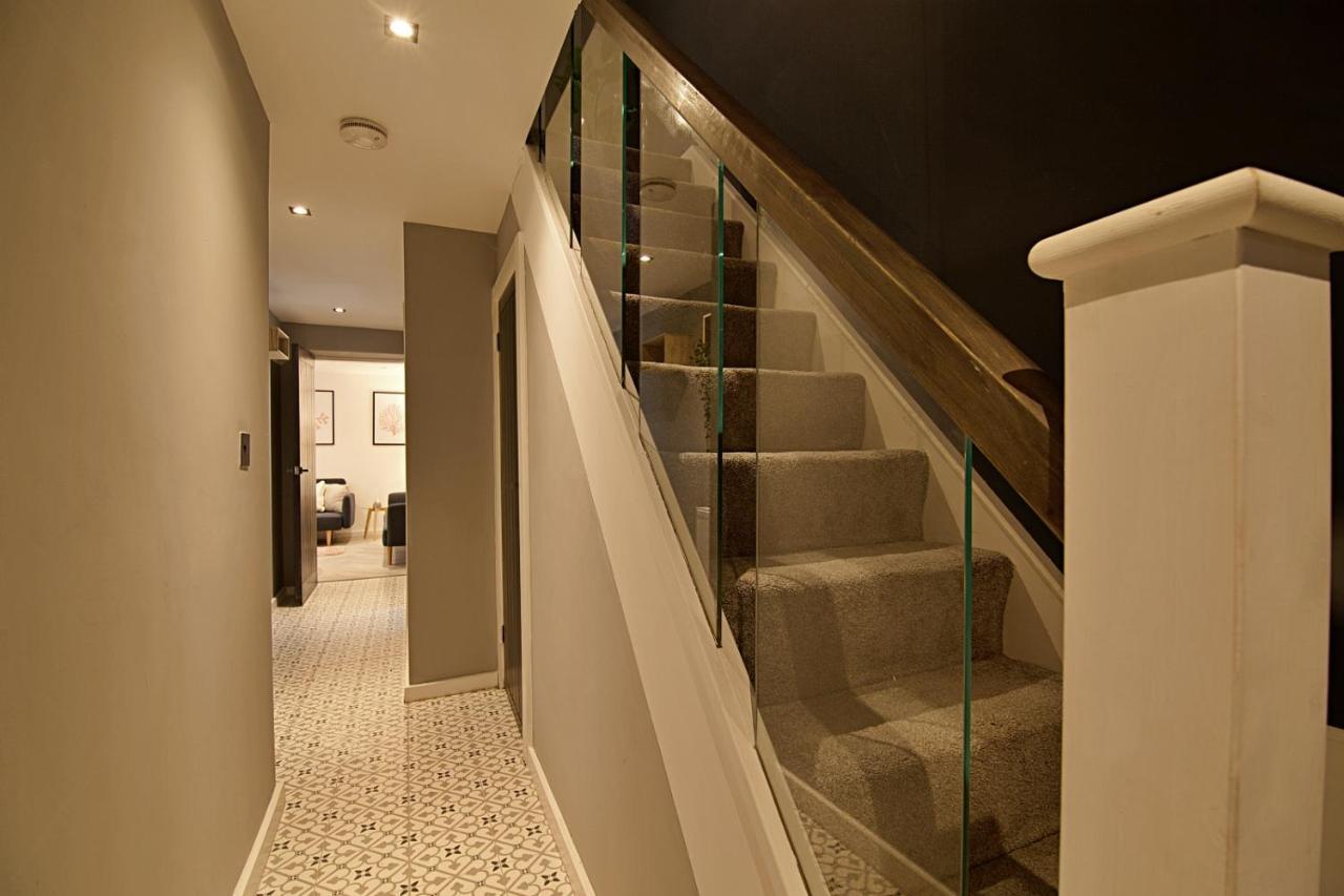 Scotforth Road- Boutique Rooms In Lancaster City Townhouse Exterior foto