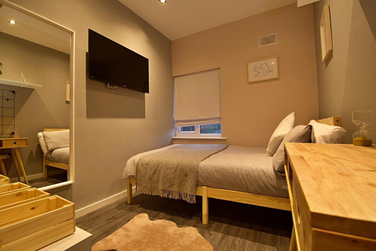 Scotforth Road- Boutique Rooms In Lancaster City Townhouse Exterior foto